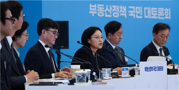 공급 확대 속도전 예고…정부 "실수요 보호·시장 안정 함께 간다"
