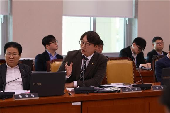 '공사비 연동형' 약 1000억원 낭비 지적…승소해도 회수율 0.17%