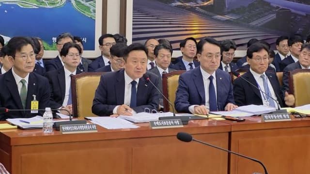 "통계 유의미" 부동산원 해명·HUG '안심신탁' 등장…국감 송곳 질의 쏟아졌다