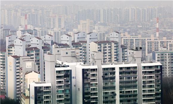 8·3 세제개편안 이후…15억 이하 아파트 거래 80% 육박