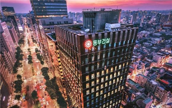 동부건설, 신용평가 'AA' 등급 획득…전년비 다섯 단계 ↑