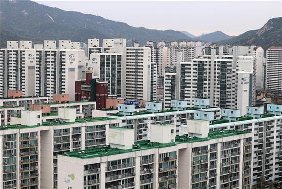 대출 죄자 외곽 소형으로…예견된 '풍선효과'